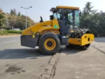 Heavy Road Compactor 20ton 126kw Road Roller Xs203j - Image 5