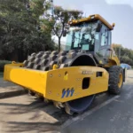 Heavy Road Compactor 20ton 126kw Road Roller Xs203j - Image 2