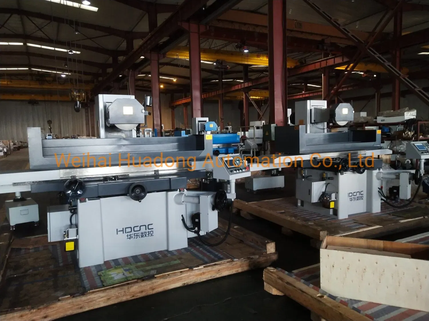 imgi_36_Weihai-Huadong-Machine-Tools-Saddle-Moving-Type-Surface-Grind Weihai Huadong Machine Tools Saddle Moving Type Surface Grinding Polishing Machine for Metal - Image 1